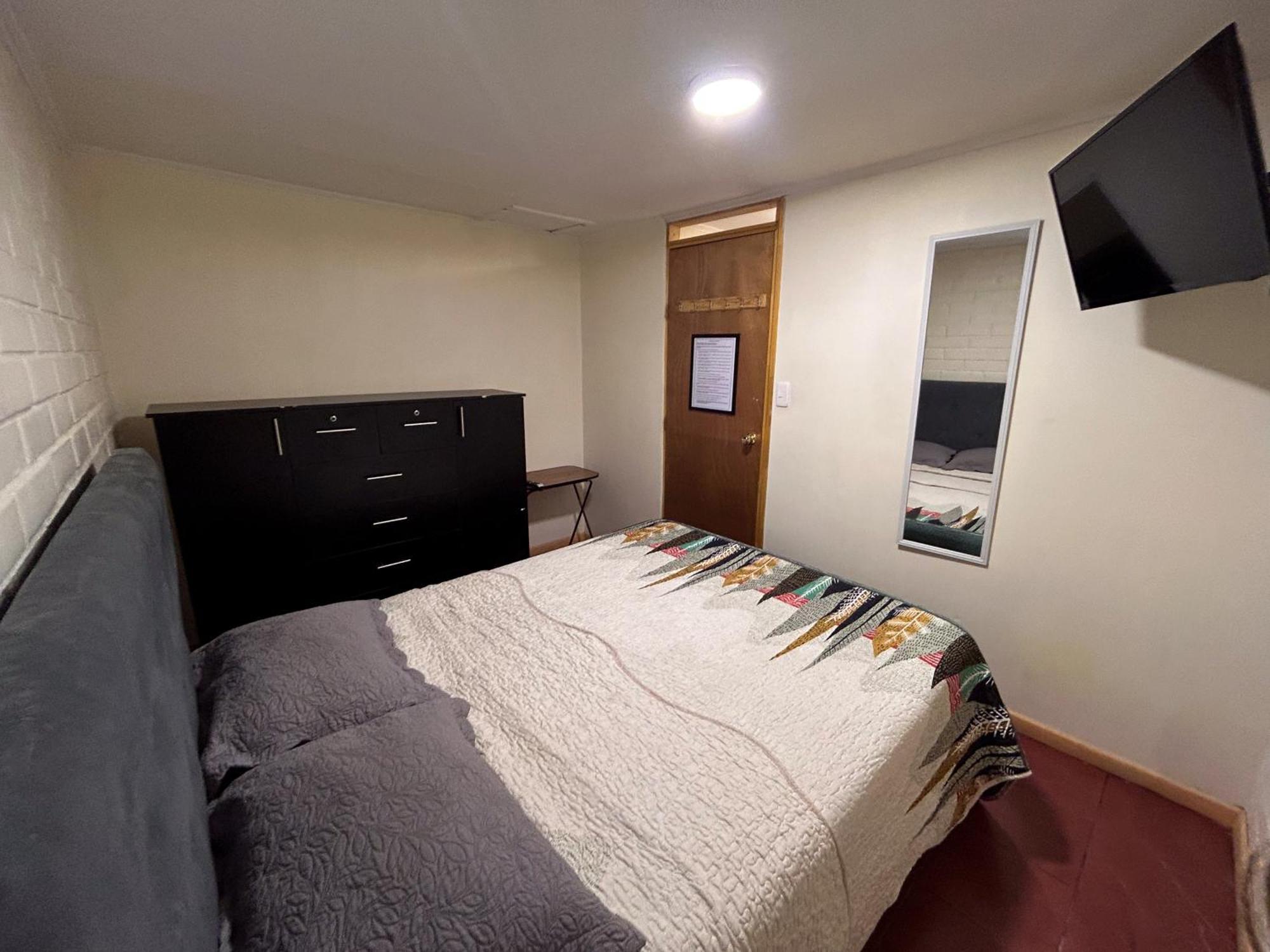 Chez Humbert Hostel Santiago Luaran gambar