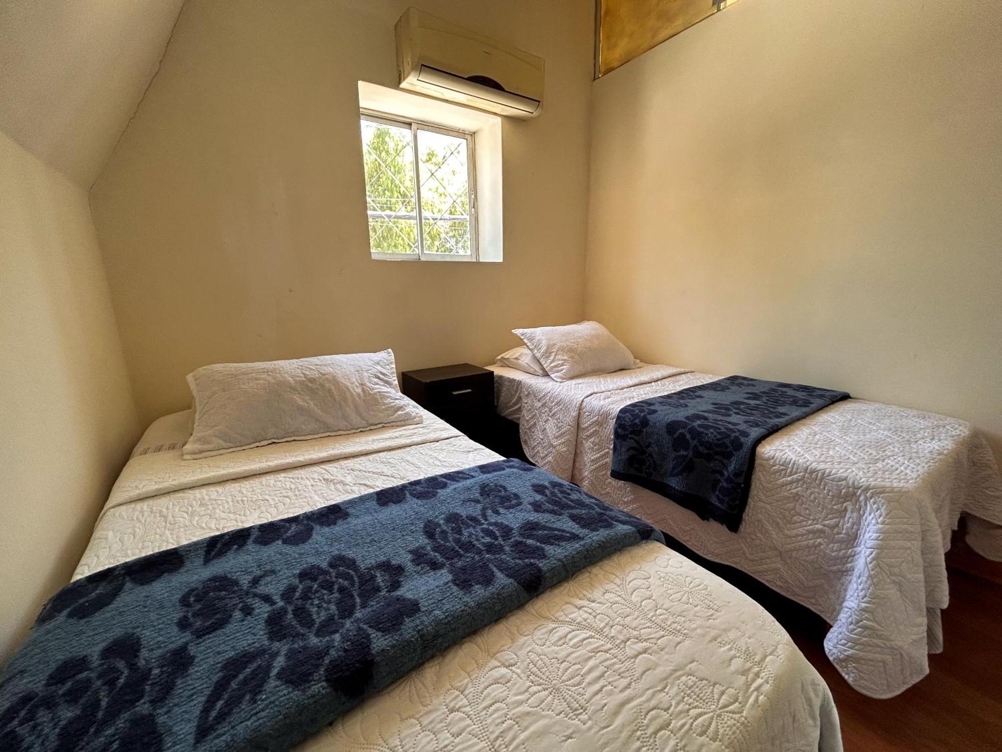 Chez Humbert Hostel Santiago Luaran gambar