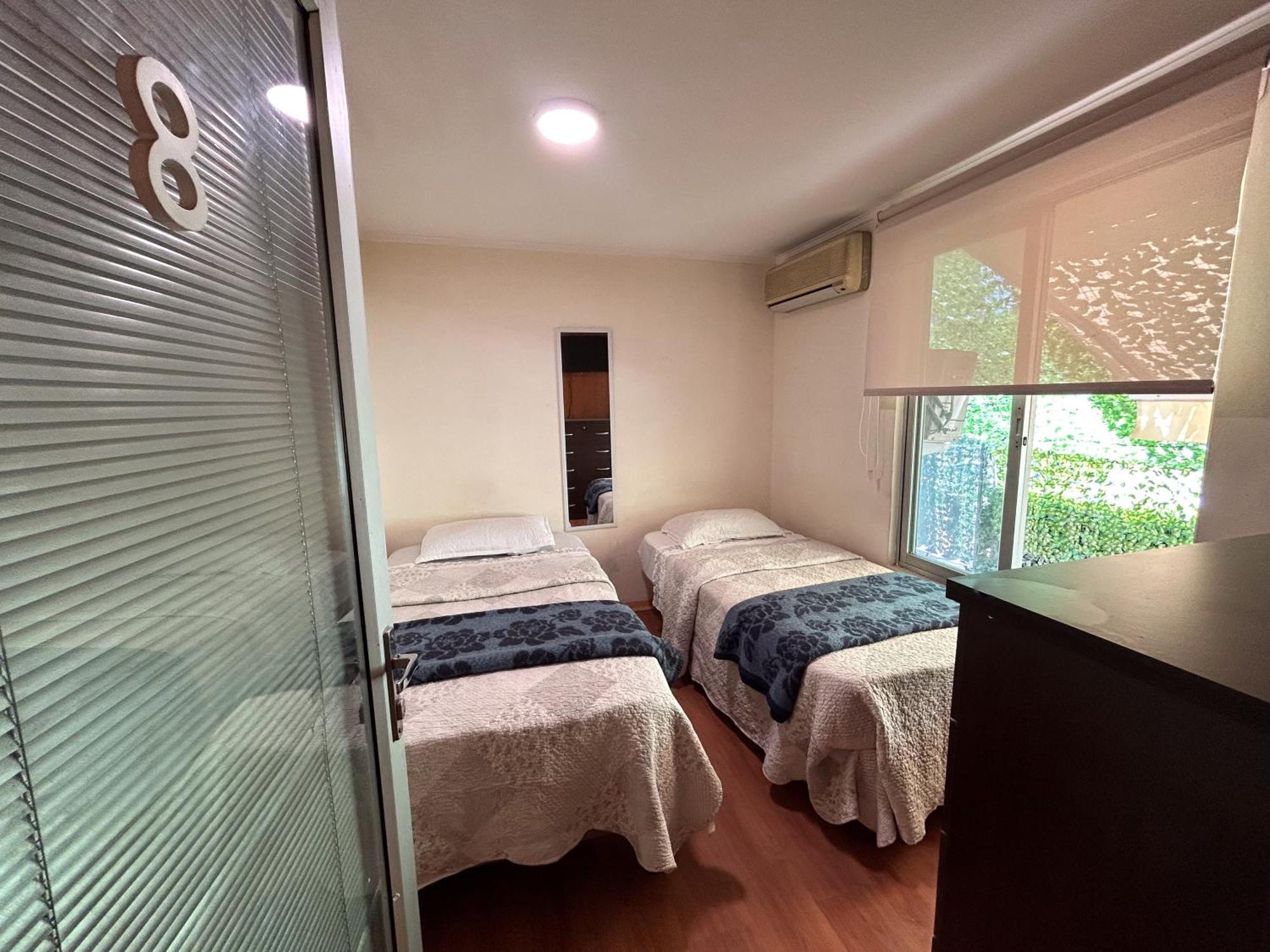 Chez Humbert Hostel Santiago Luaran gambar