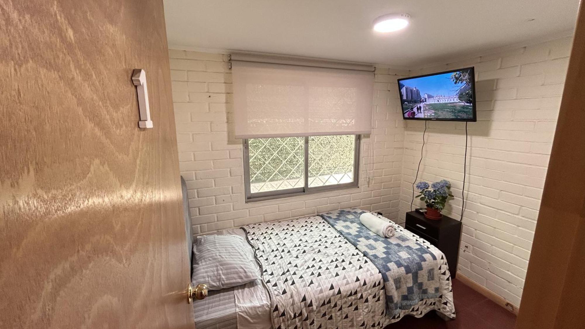 Chez Humbert Hostel Santiago Luaran gambar